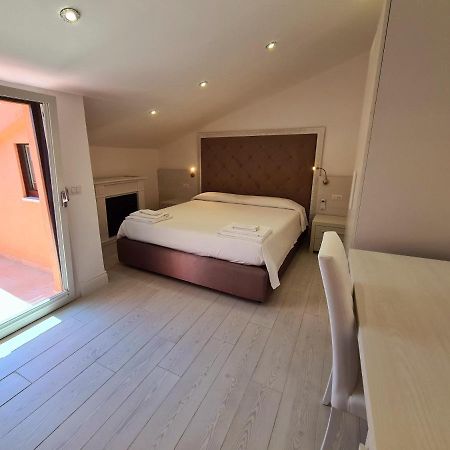 Isola Nel Parco Villas & Rooms La Maddalena  Luaran gambar