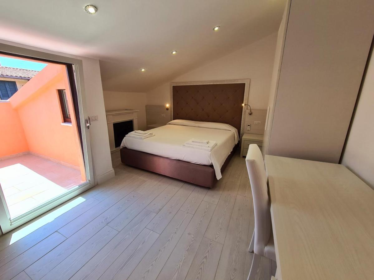 Isola Nel Parco Villas & Rooms La Maddalena  Luaran gambar